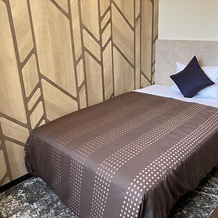 HOTEL LiVEMAX BUDGET Shinosaka Eksteriør billede