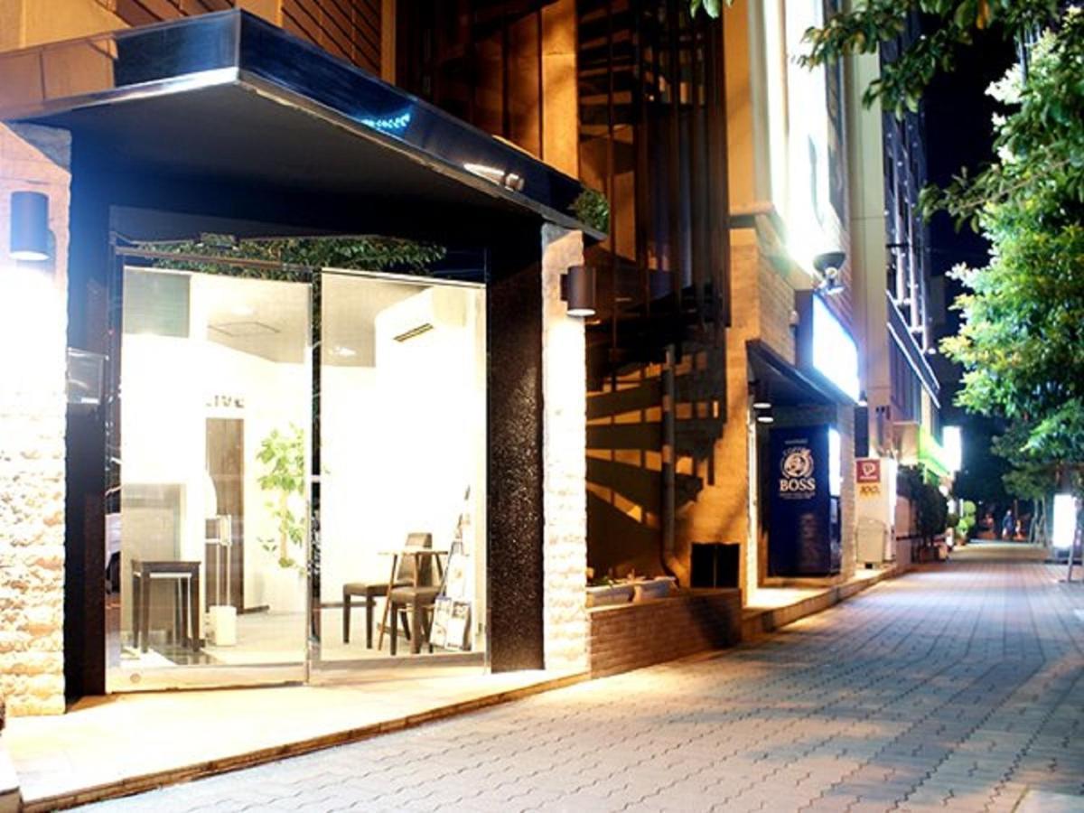 HOTEL LiVEMAX BUDGET Shinosaka Eksteriør billede