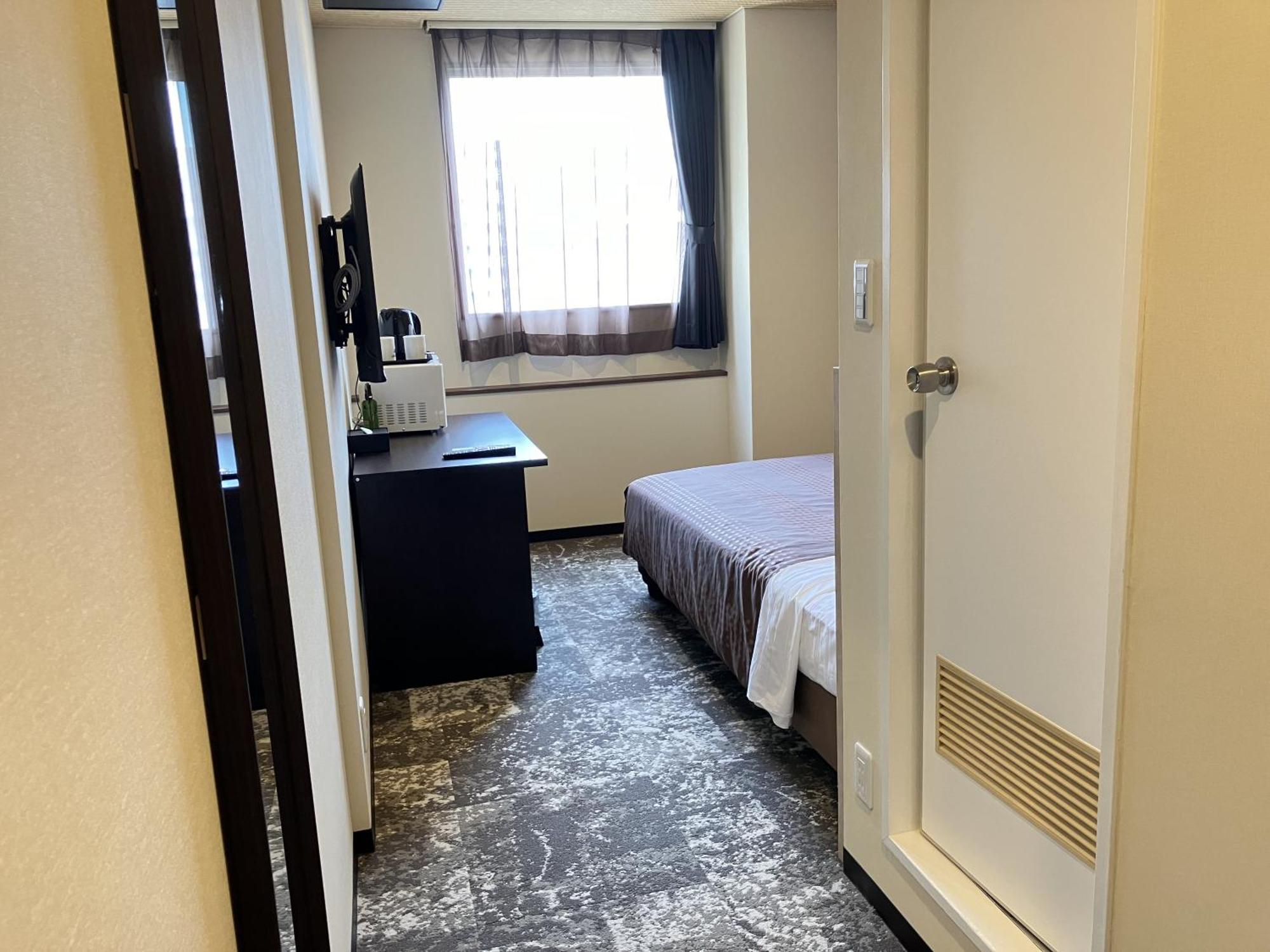 HOTEL LiVEMAX BUDGET Shinosaka Eksteriør billede