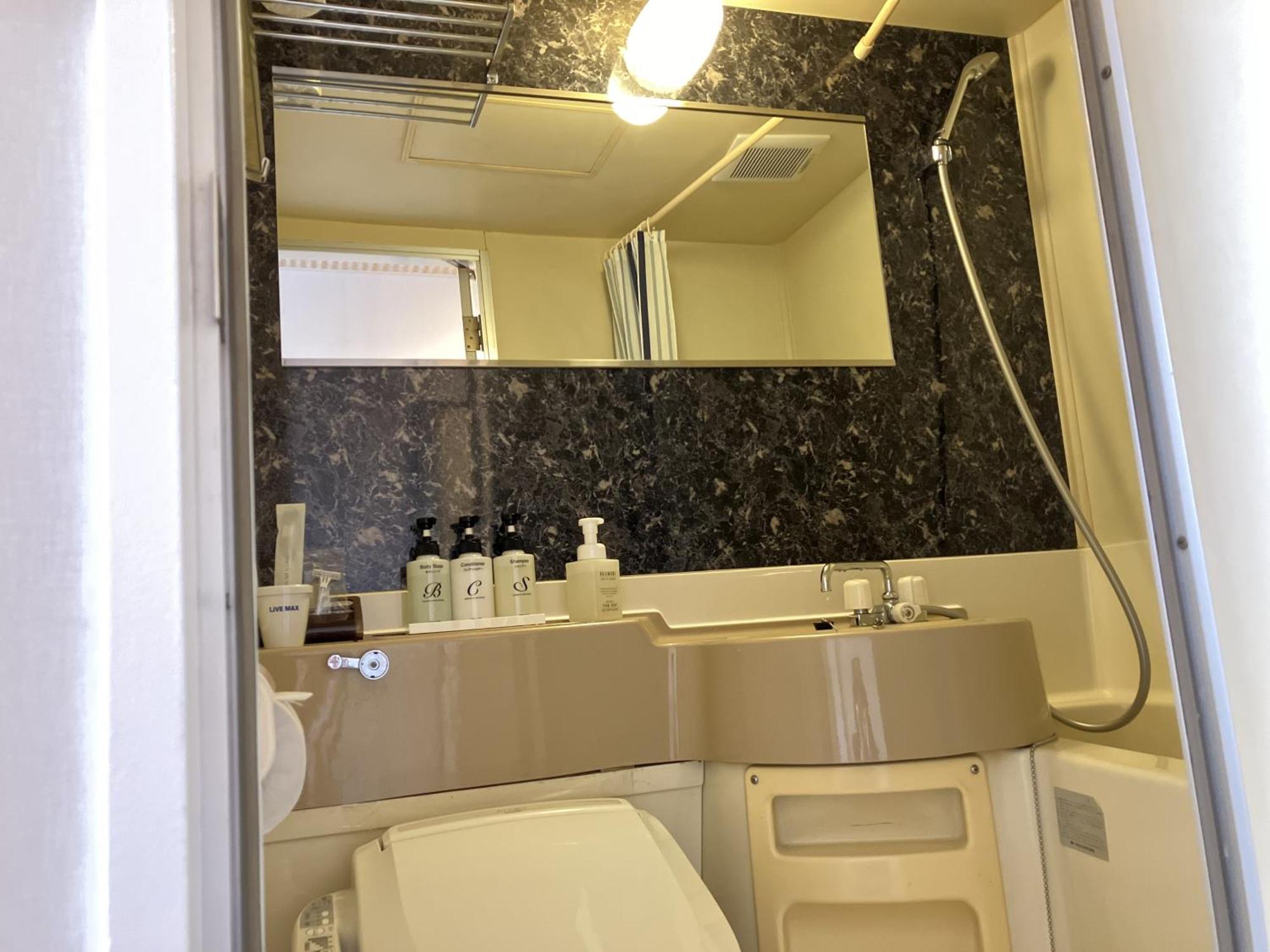 HOTEL LiVEMAX BUDGET Shinosaka Eksteriør billede