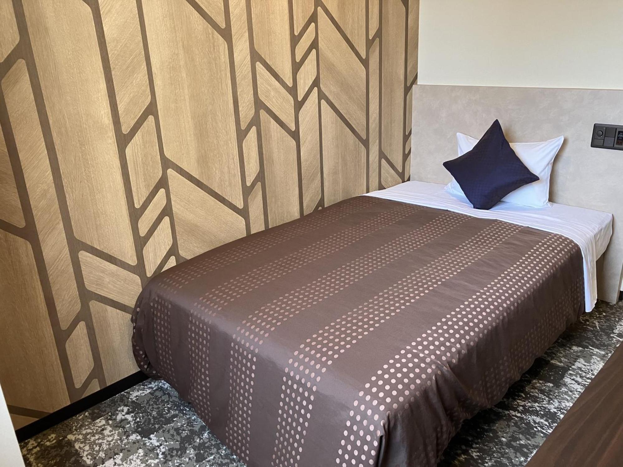 HOTEL LiVEMAX BUDGET Shinosaka Eksteriør billede