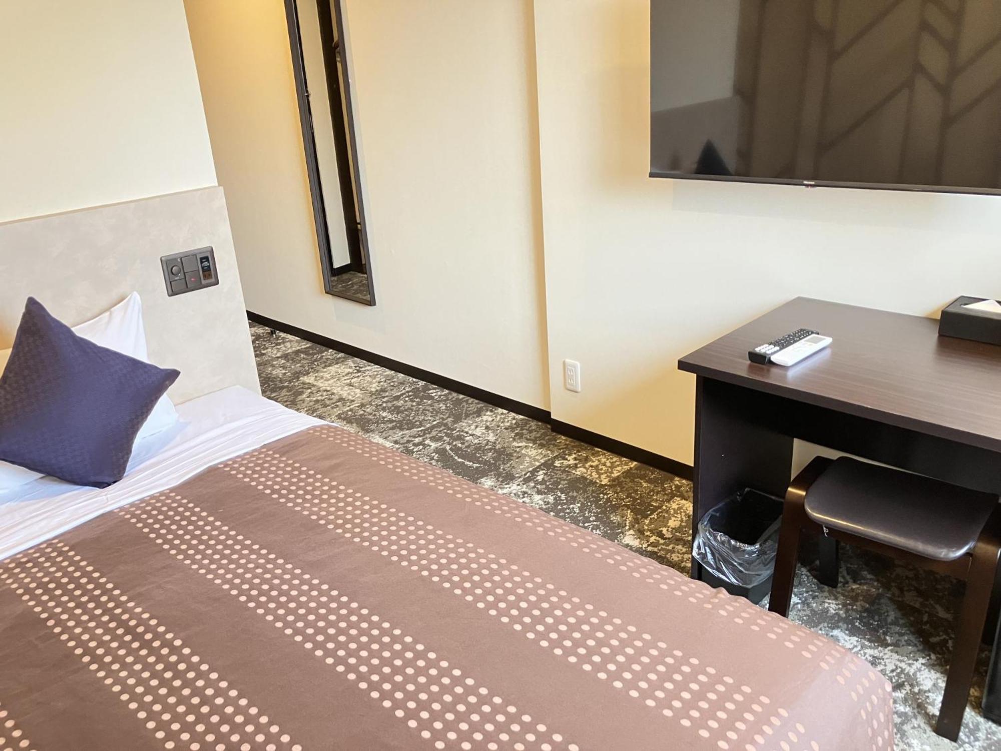 HOTEL LiVEMAX BUDGET Shinosaka Eksteriør billede