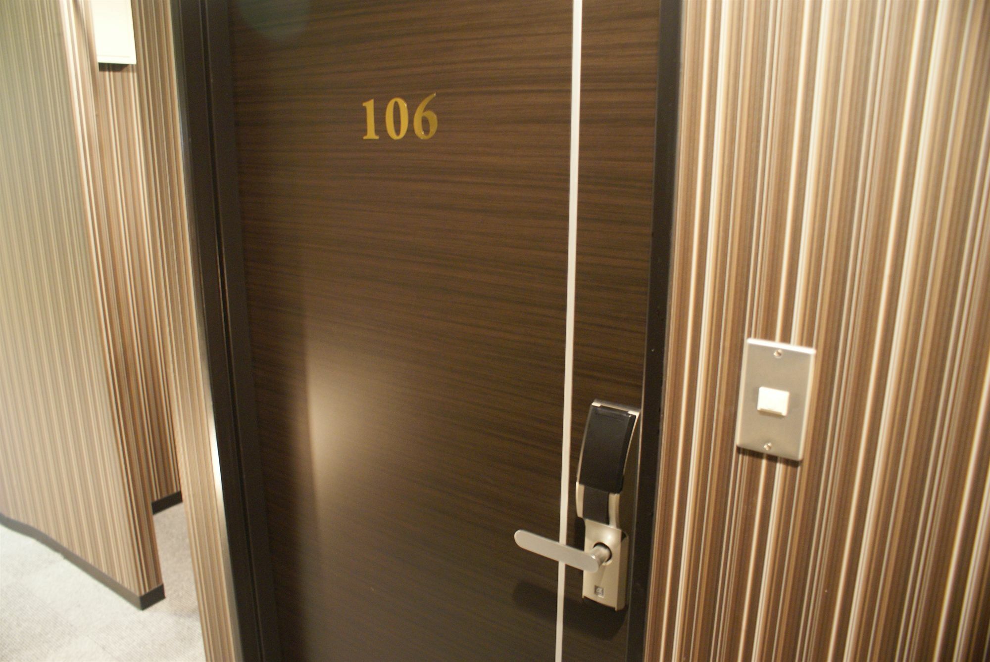 HOTEL LiVEMAX BUDGET Shinosaka Eksteriør billede